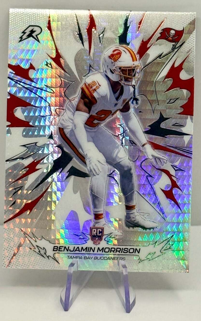 Benjamin Morrison 2025 Topps Resurgence Prism Rookie Card  Tampa Bay Buccaneers